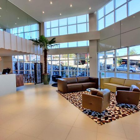 Mogano Express Hotel- Eletroposto Шапеко Экстерьер фото