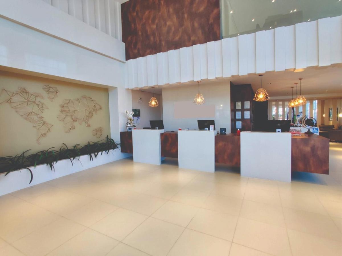 Mogano Express Hotel- Eletroposto Шапеко Экстерьер фото